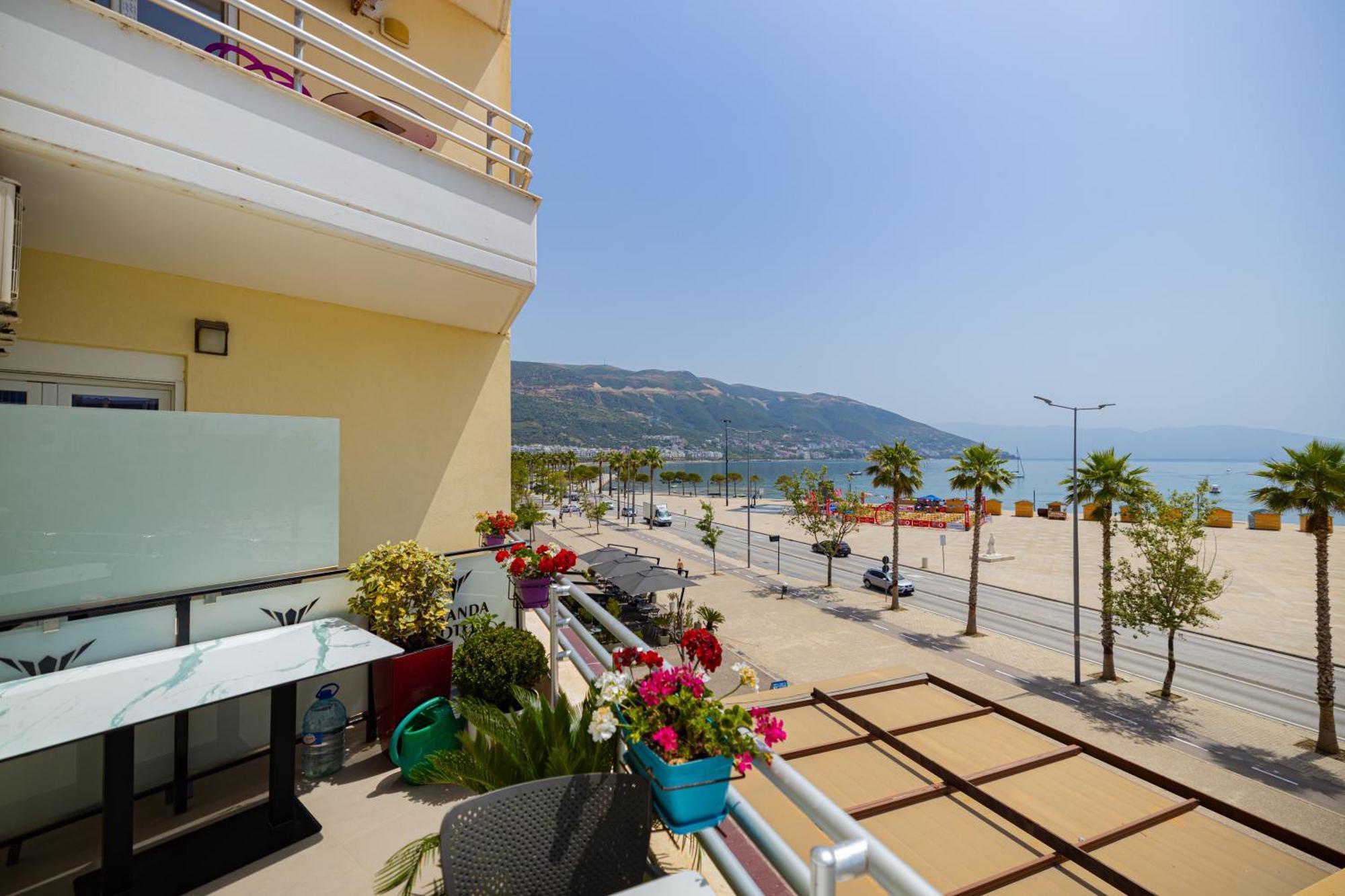 Veranda Boutique Hotel Vlore Luaran gambar